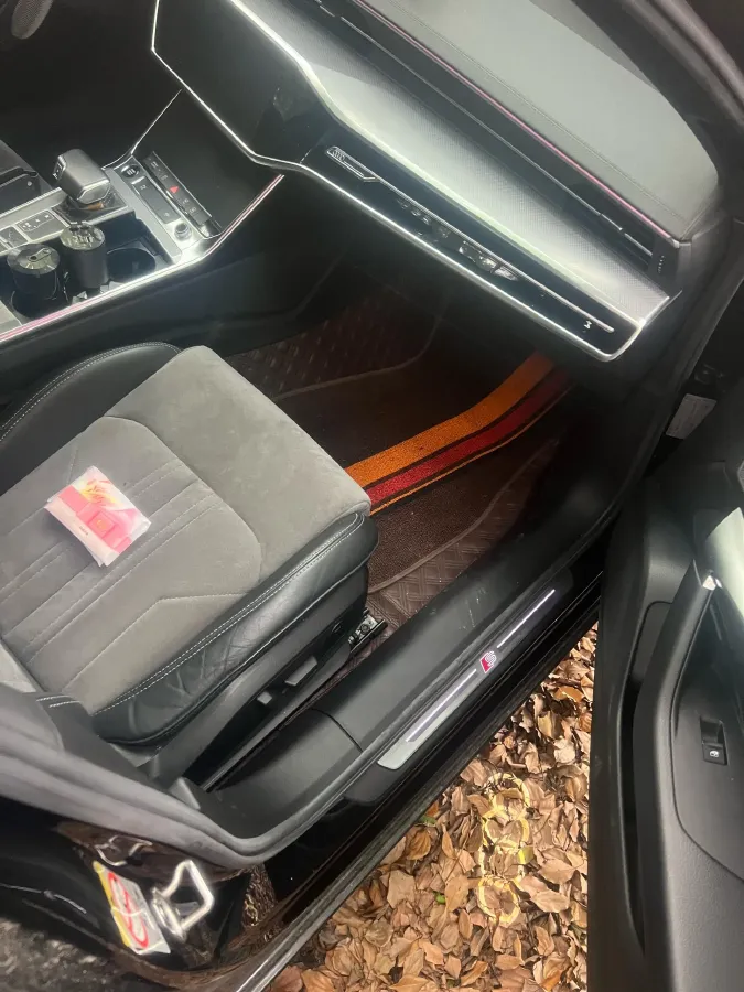 2021 Audi A6L 2.0T 190HP L4 7DCT,autocango,china used car exporter,china ev exporter,chinese used car exporter,chinese used ev exporter