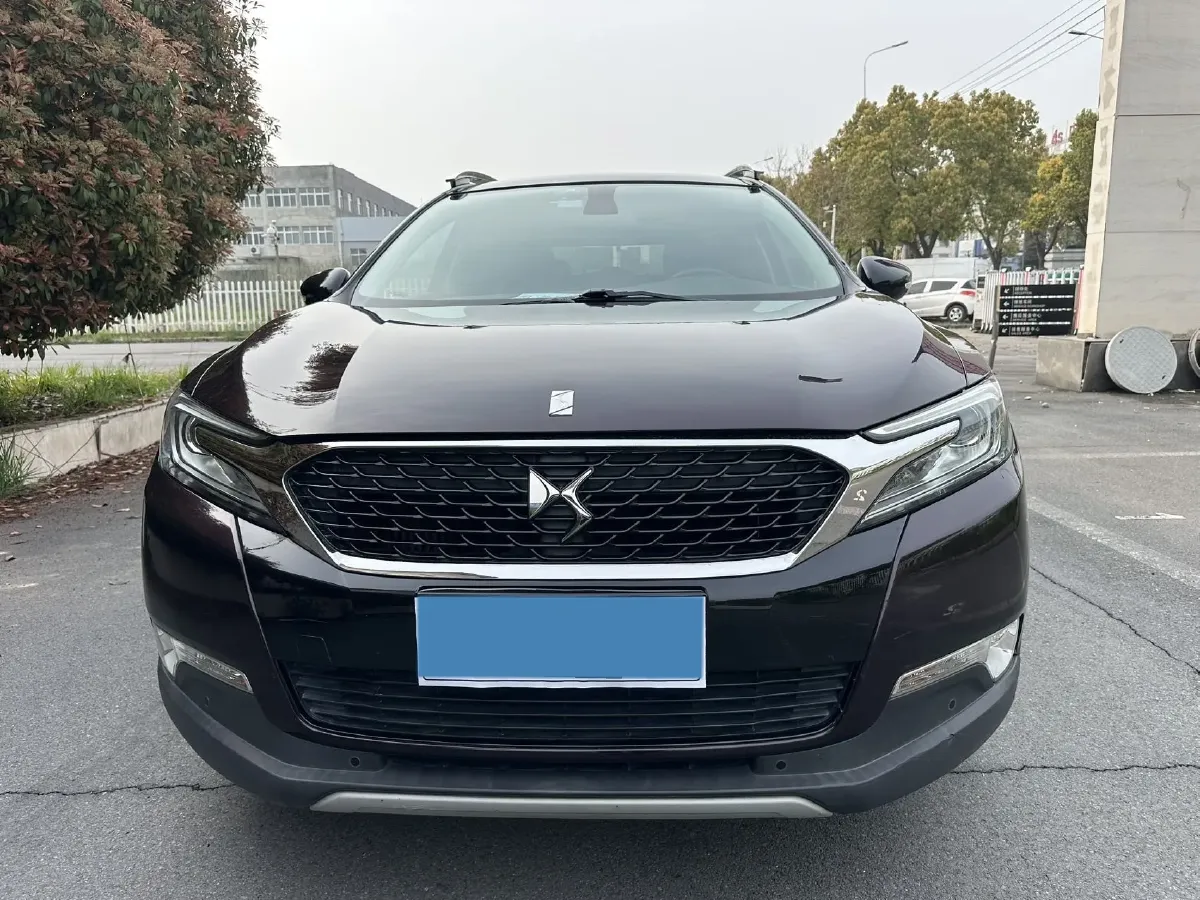 2017 DS 6 1.6T 167HP L4 6AT,autocango,china used car exporter,china ev exporter,chinese used car exporter,chinese used ev exporter