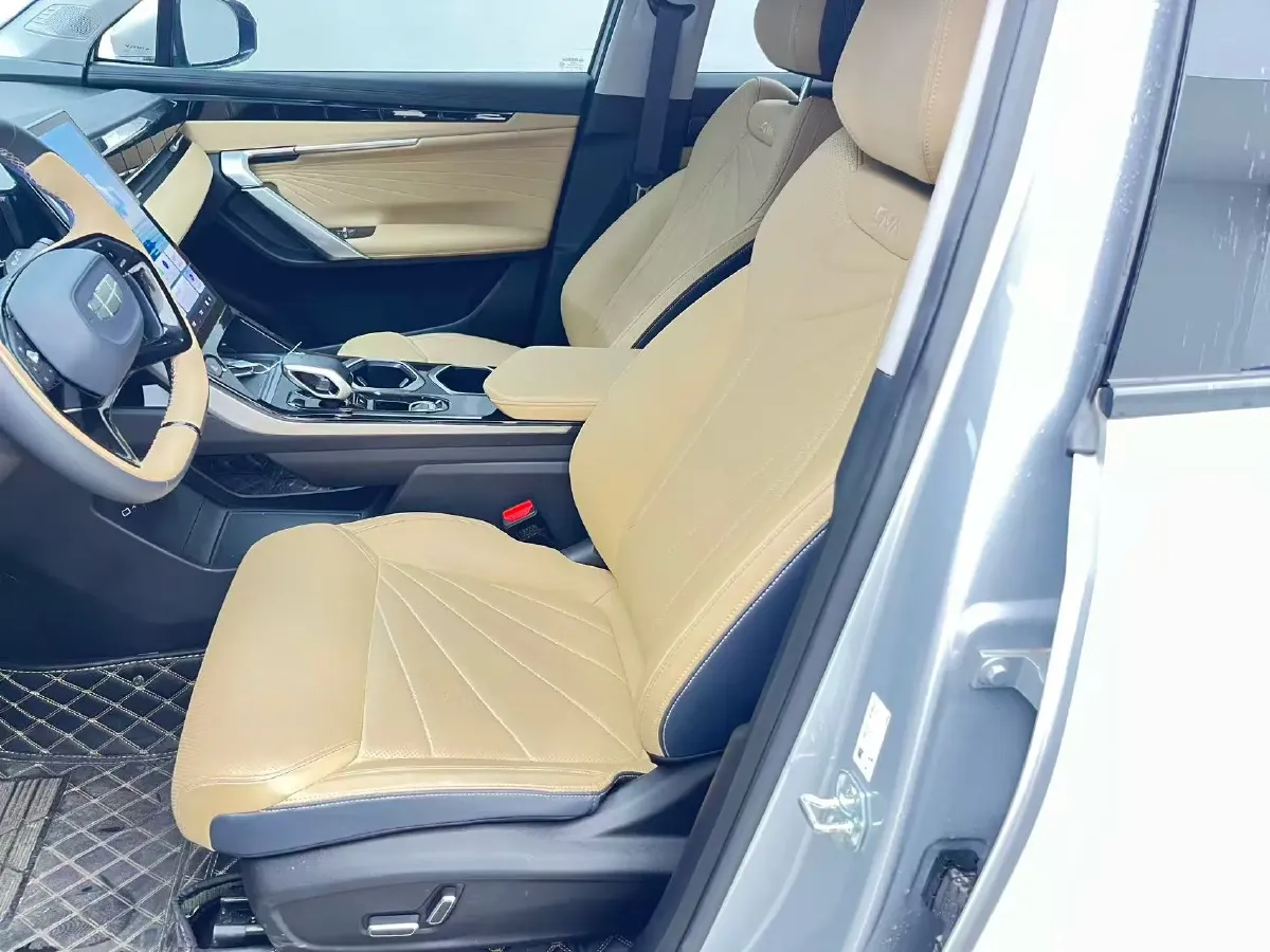 2023 Geely StarRay 1.5T 181HP L4 7DCT,autocango,china used car exporter,china ev exporter,chinese used car exporter,chinese used ev exporter