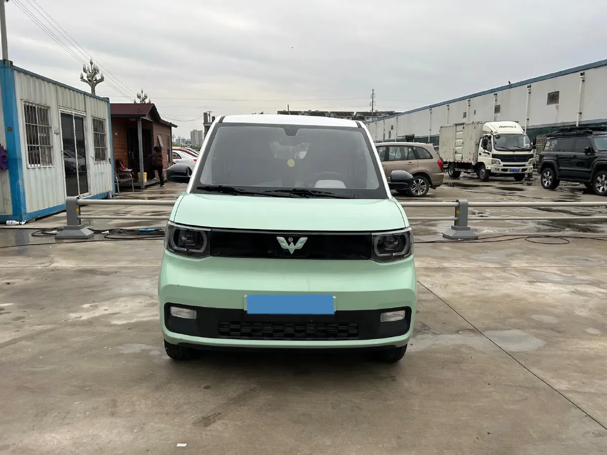 2021 WuLing HongGuang MINI EV BEV 9.3KWH,autocango,china used car exporter,china ev exporter,chinese used car exporter,chinese used ev exporter
