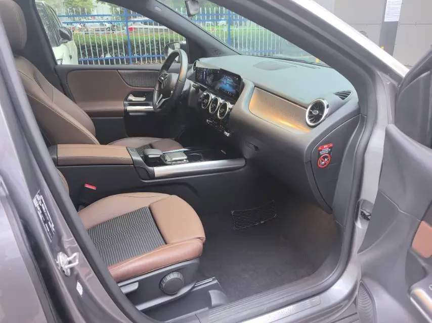 2020 Mercedes-Benz B Class 1.3T 163HP L4 7DCT,autocango,china used car exporter,china ev exporter,chinese used car exporter,chinese used ev exporter