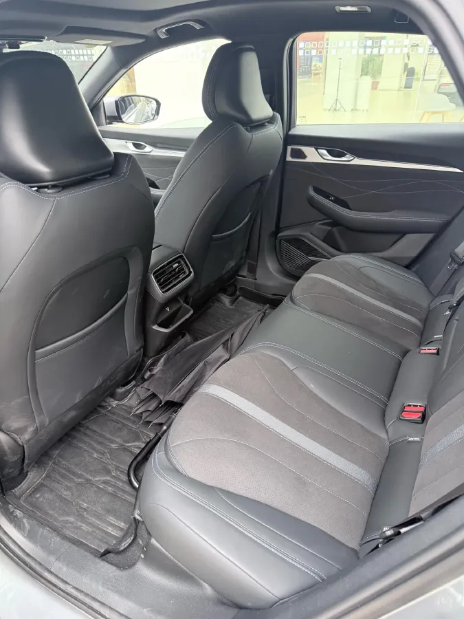 2026 Geely Preface 2.0T 272HP L4 8AT,autocango,china used car exporter,china ev exporter,chinese used car exporter,chinese used ev exporter