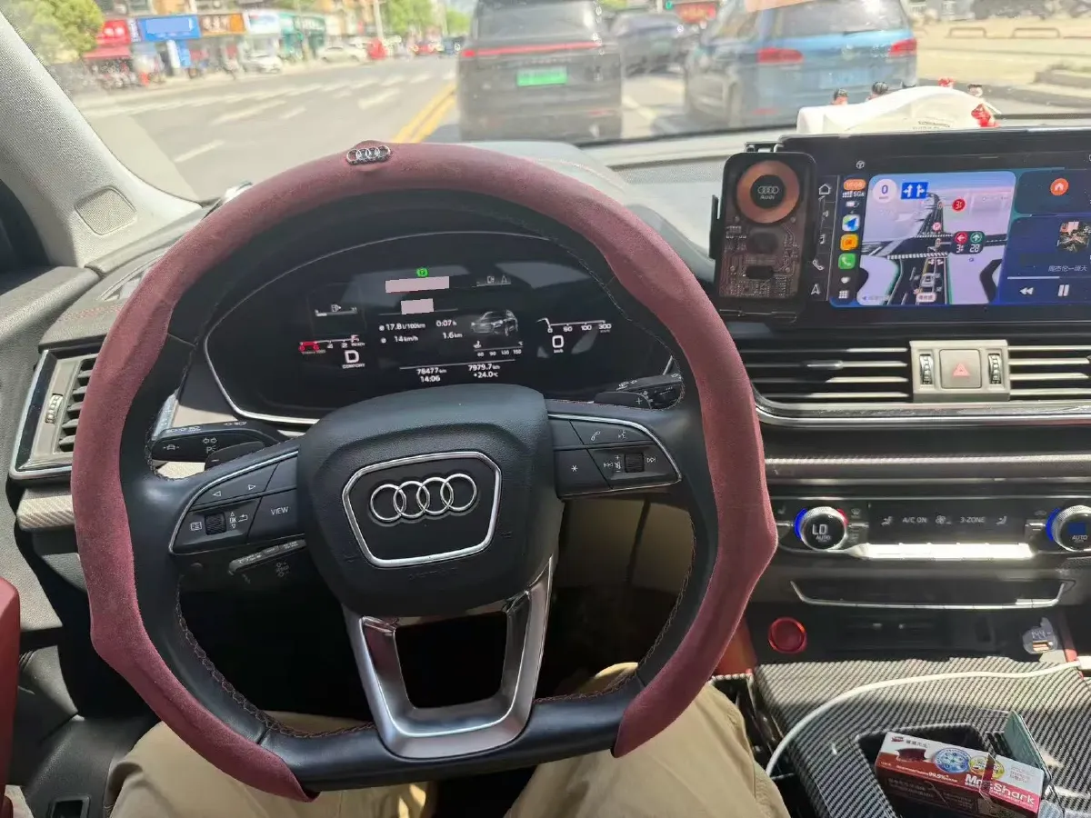 2021 Audi Q5L 2.0T 190HP L4 7DCT,autocango,china used car exporter,china ev exporter,chinese used car exporter,chinese used ev exporter