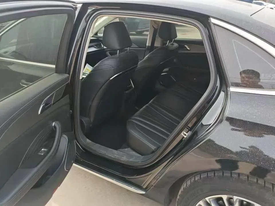 2023 HongQi H5 1.5T 169HP L4 7DCT,autocango,china used car exporter,china ev exporter,chinese used car exporter,chinese used ev exporter