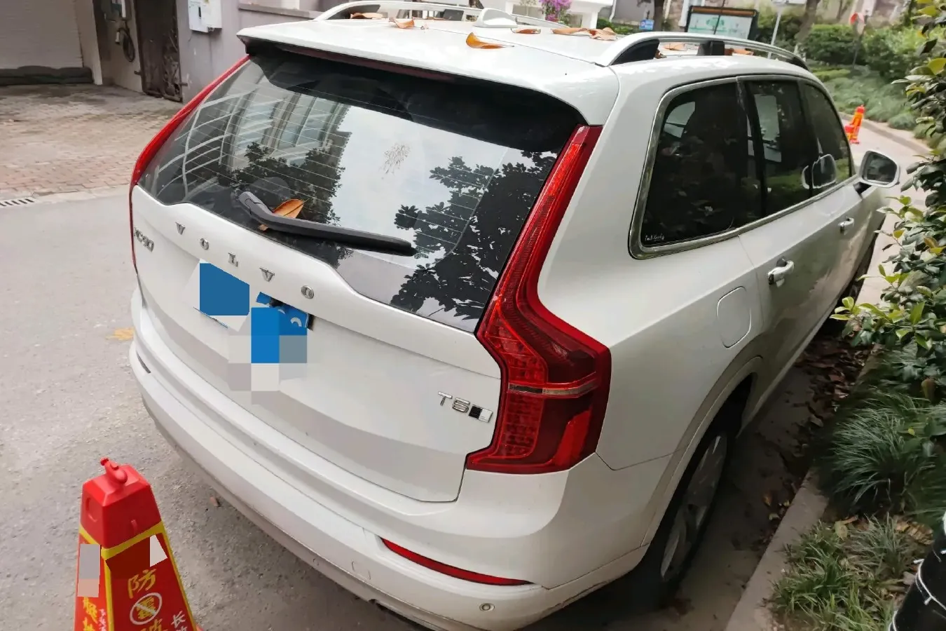 2018 Volvo XC90 2.0T 254HP L4 8AT,autocango,china used car exporter,china ev exporter,chinese used car exporter,chinese used ev exporter