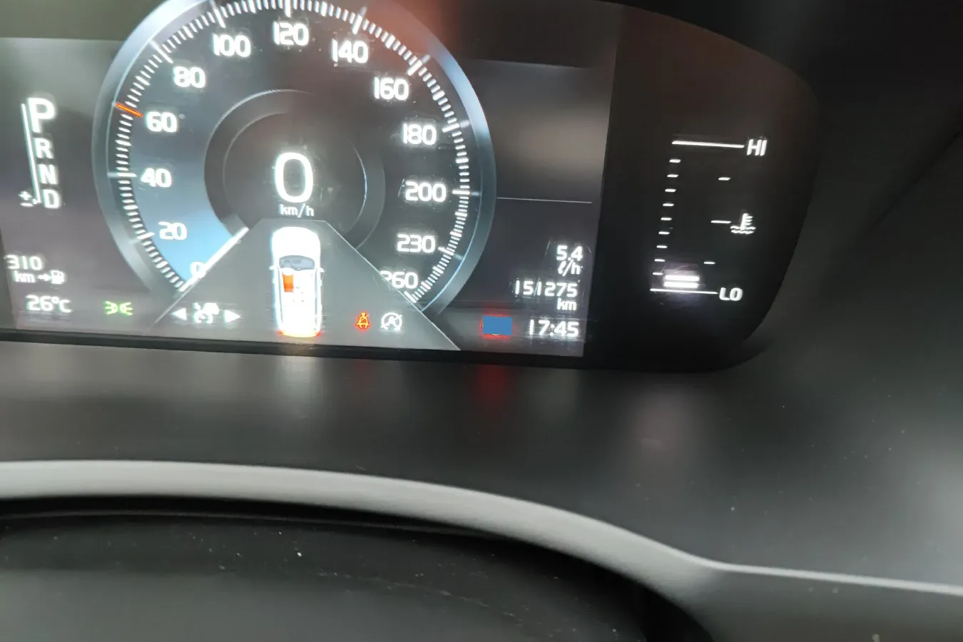 2018 Volvo XC90 2.0T 254HP L4 8AT,autocango,china used car exporter,china ev exporter,chinese used car exporter,chinese used ev exporter