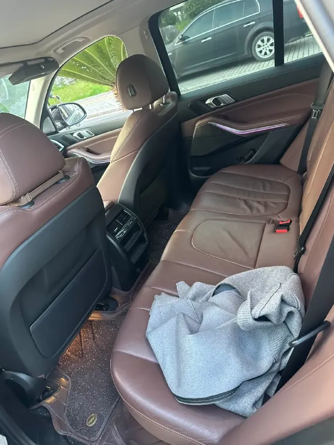 2021 BMW X5 2.0T 265HP L4 8AT,autocango,china used car exporter,china ev exporter,chinese used car exporter,chinese used ev exporter