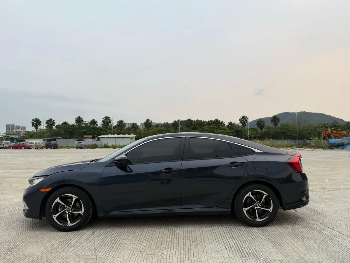 2019 Honda Civic 1.5T 177HP L4 CVT,autocango,china used car exporter,china ev exporter,chinese used car exporter,chinese used ev exporter