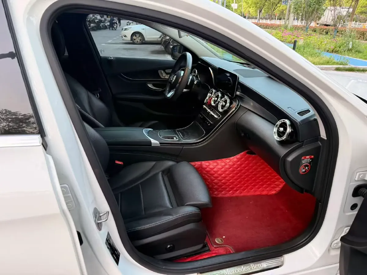 2020 Mercedes-Benz C Class 1.5T 184HP L4 9AT,autocango,china used car exporter,china ev exporter,chinese used car exporter,chinese used ev exporter