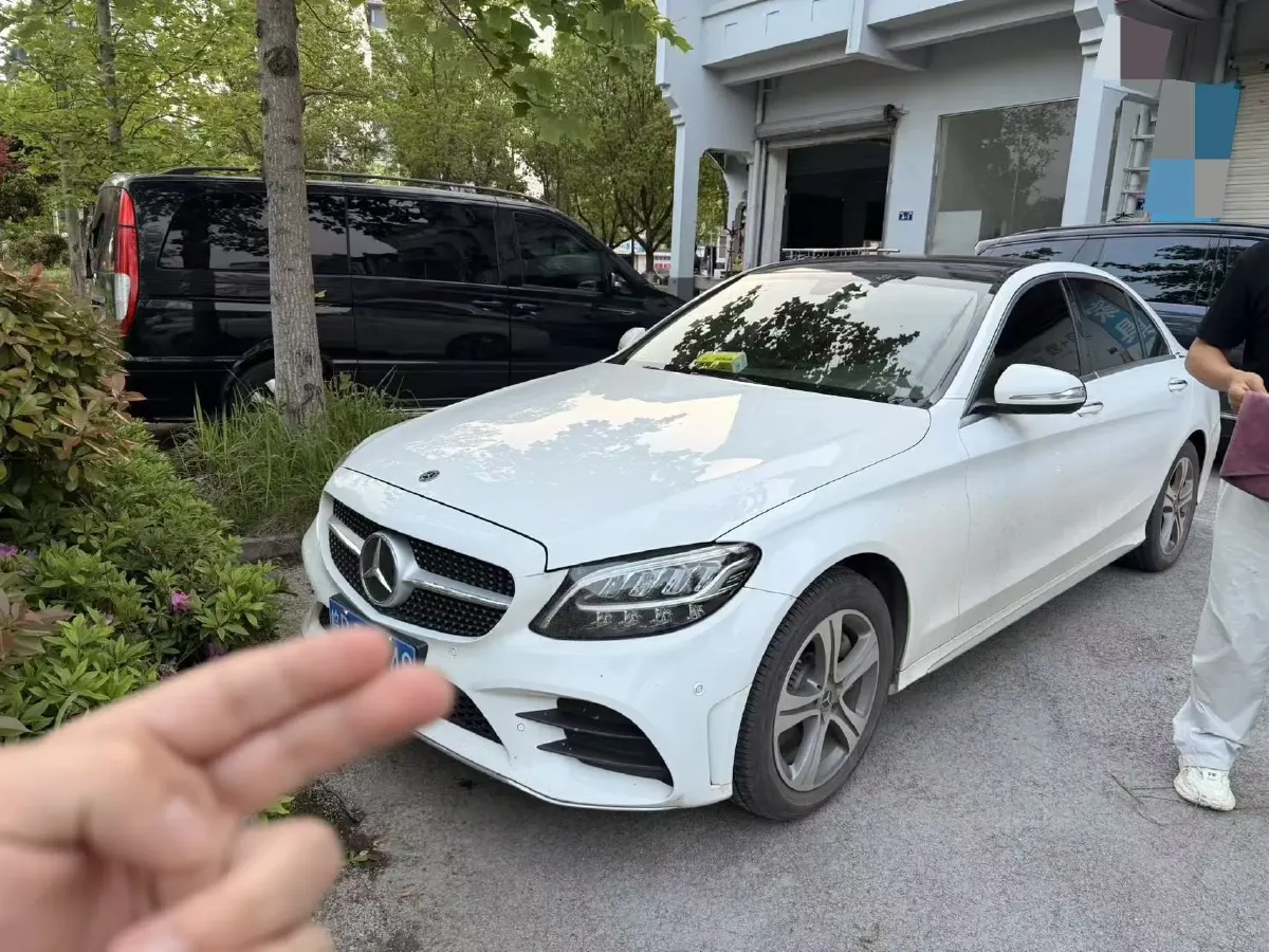 2020 Mercedes-Benz C Class 1.5T 184HP L4 9AT,autocango,china used car exporter,china ev exporter,chinese used car exporter,chinese used ev exporter