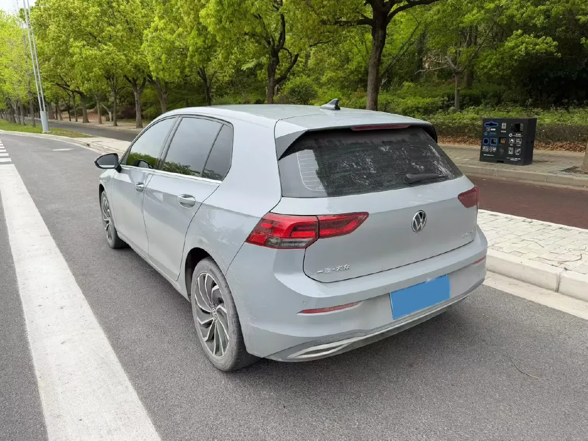2023 Volkswagen Golf 1.4T 150HP L4 7DCT,autocango,china used car exporter,china ev exporter,chinese used car exporter,chinese used ev exporter
