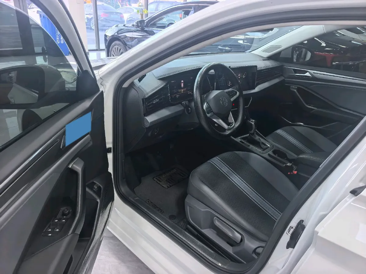 2025 Volkswagen Sagitar 1.5T 160HP L4 7DCT,autocango,china used car exporter,china ev exporter,chinese used car exporter,chinese used ev exporter