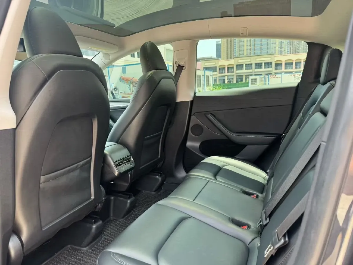 2024 Iveco OuSheng BEV 77.28KWH,autocango,china used car exporter,china ev exporter,chinese used car exporter,chinese used ev exporter