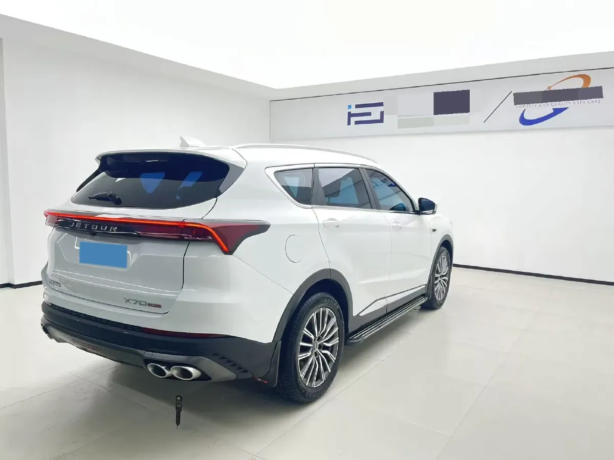 2023 ChangAn Oshan X7 Plus 1.5T 188HP L4 7DCT,autocango,china used car exporter,china ev exporter,chinese used car exporter,chinese used ev exporter