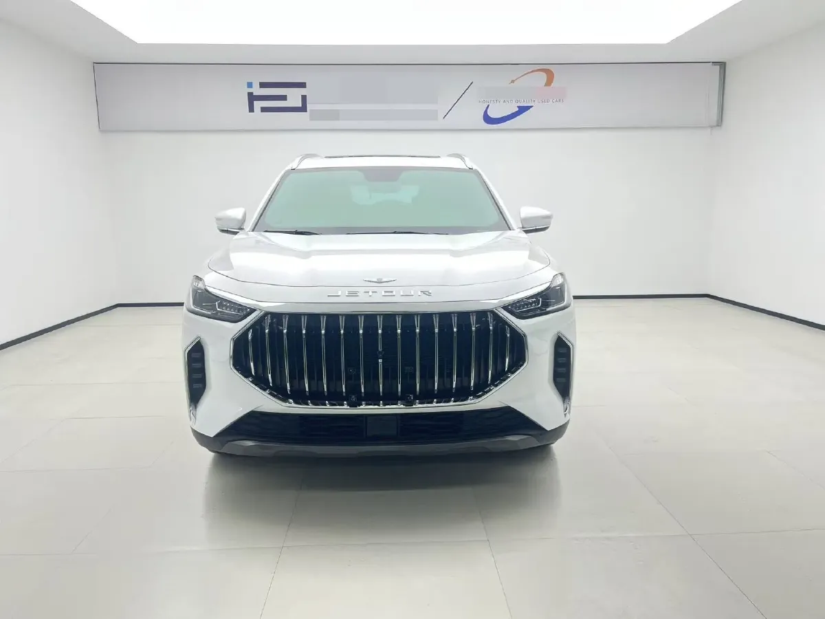 2023 ChangAn Oshan X7 Plus 1.5T 188HP L4 7DCT,autocango,china used car exporter,china ev exporter,chinese used car exporter,chinese used ev exporter