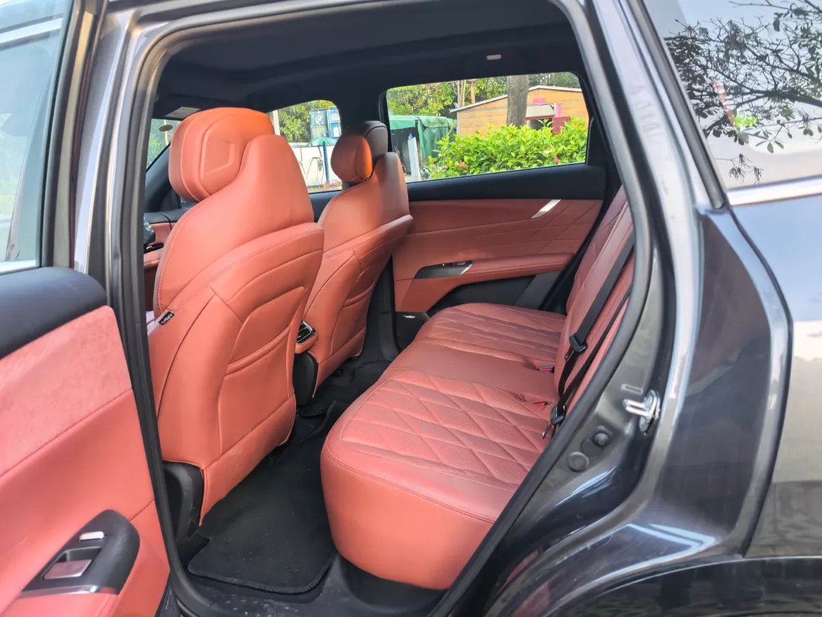 2025 ChangAn CS75 Plus 2.0T 233HP L4 8AT,autocango,china used car exporter,china ev exporter,chinese used car exporter,chinese used ev exporter