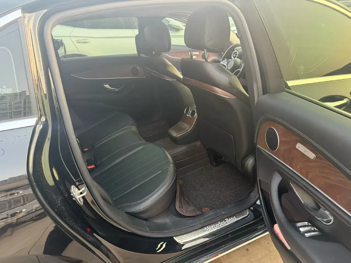 2021 Mercedes-Benz E Class 2.0T 197HP L4 9AT,autocango,china used car exporter,china ev exporter,chinese used car exporter,chinese used ev exporter