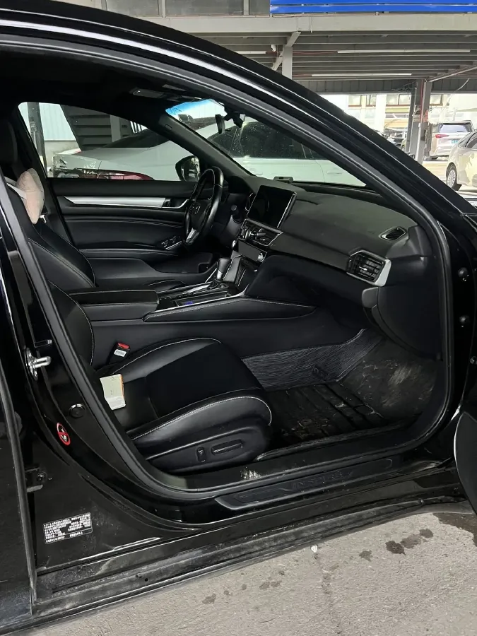 2022 Honda Inspire 1.5T 194HP L4 CVT,autocango,china used car exporter,china ev exporter,chinese used car exporter,chinese used ev exporter