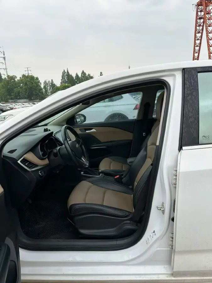 2022 Chevrolet Monza 1.5L 113HP L4 6AT,autocango,china used car exporter,china ev exporter,chinese used car exporter,chinese used ev exporter