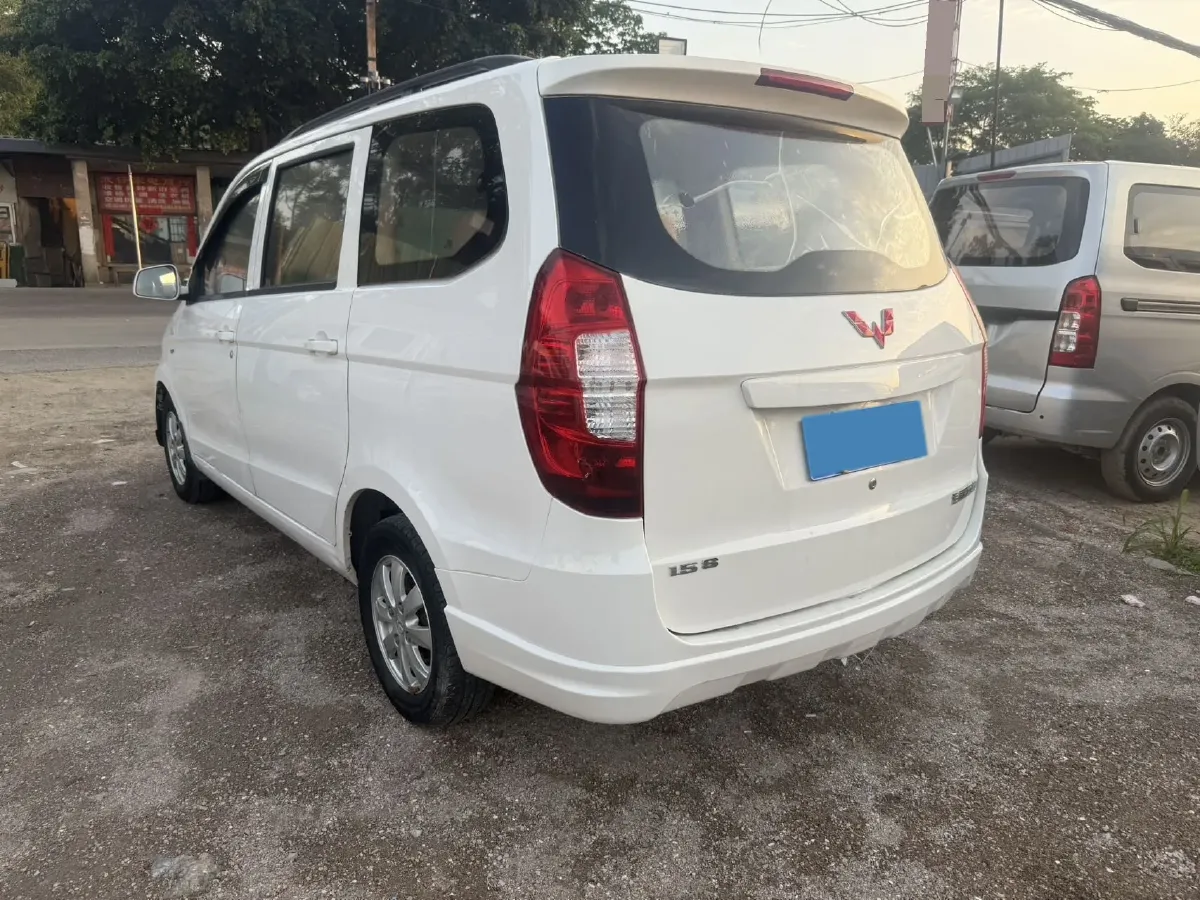 2016 WuLing HongGuang 1.5L 112HP L4 5MT,autocango,china used car exporter,china ev exporter,chinese used car exporter,chinese used ev exporter
