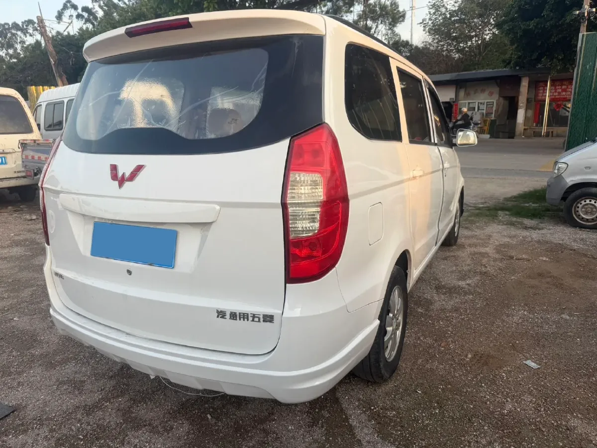 2016 WuLing HongGuang 1.5L 112HP L4 5MT,autocango,china used car exporter,china ev exporter,chinese used car exporter,chinese used ev exporter