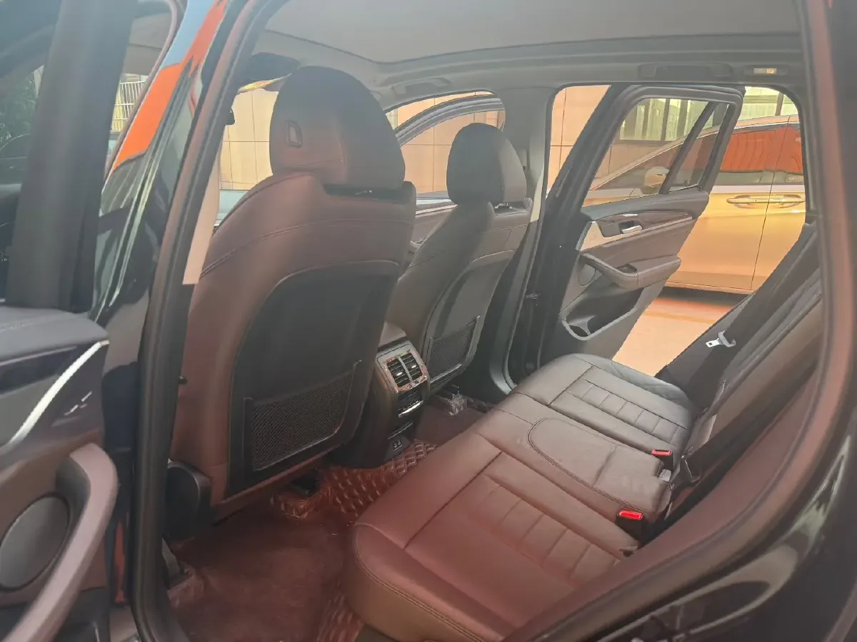 2021 BMW X3 2.0T 252HP L4 8AT,autocango,china used car exporter,china ev exporter,chinese used car exporter,chinese used ev exporter