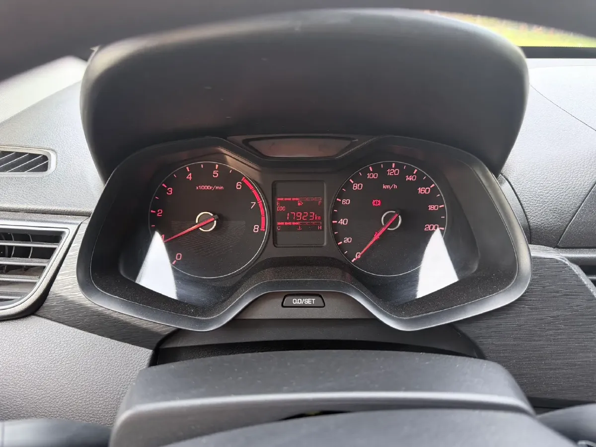 2020 BaoJun 310 1.2L 80HP L4 5MT,autocango,china used car exporter,china ev exporter,chinese used car exporter,chinese used ev exporter