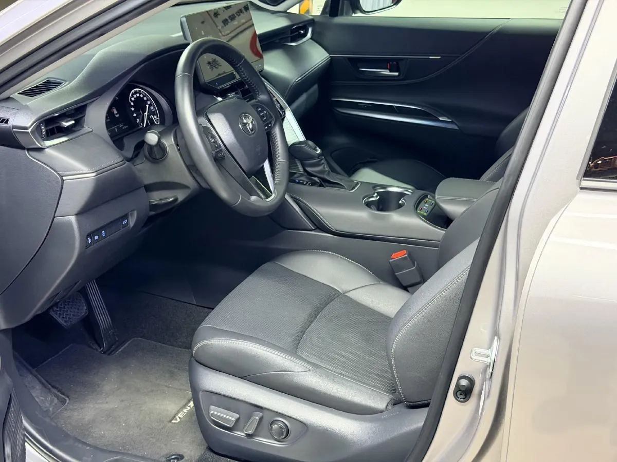 2022 Toyota Venza 2.0L 171HP L4 CVT,autocango,china used car exporter,china ev exporter,chinese used car exporter,chinese used ev exporter