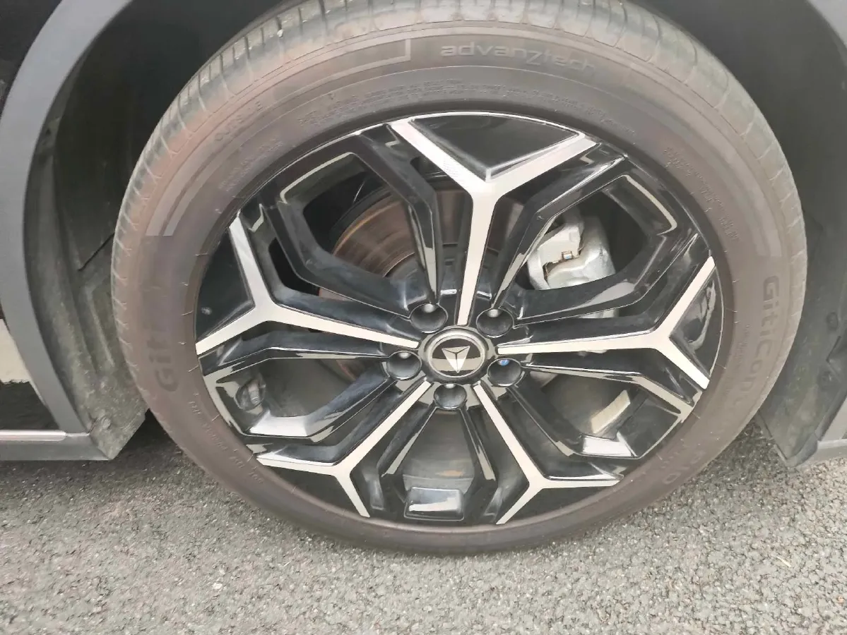 2024 Deepal L07 1.5L 98HP L4 REEV 28.39KWH,autocango,china used car exporter,china ev exporter,chinese used car exporter,chinese used ev exporter