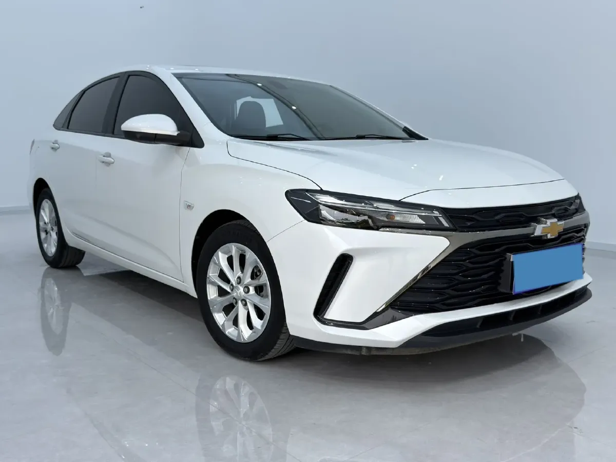 2023 Chevrolet Monza 1.5L 113HP L4 6DCT,autocango,china used car exporter,china ev exporter,chinese used car exporter,chinese used ev exporter