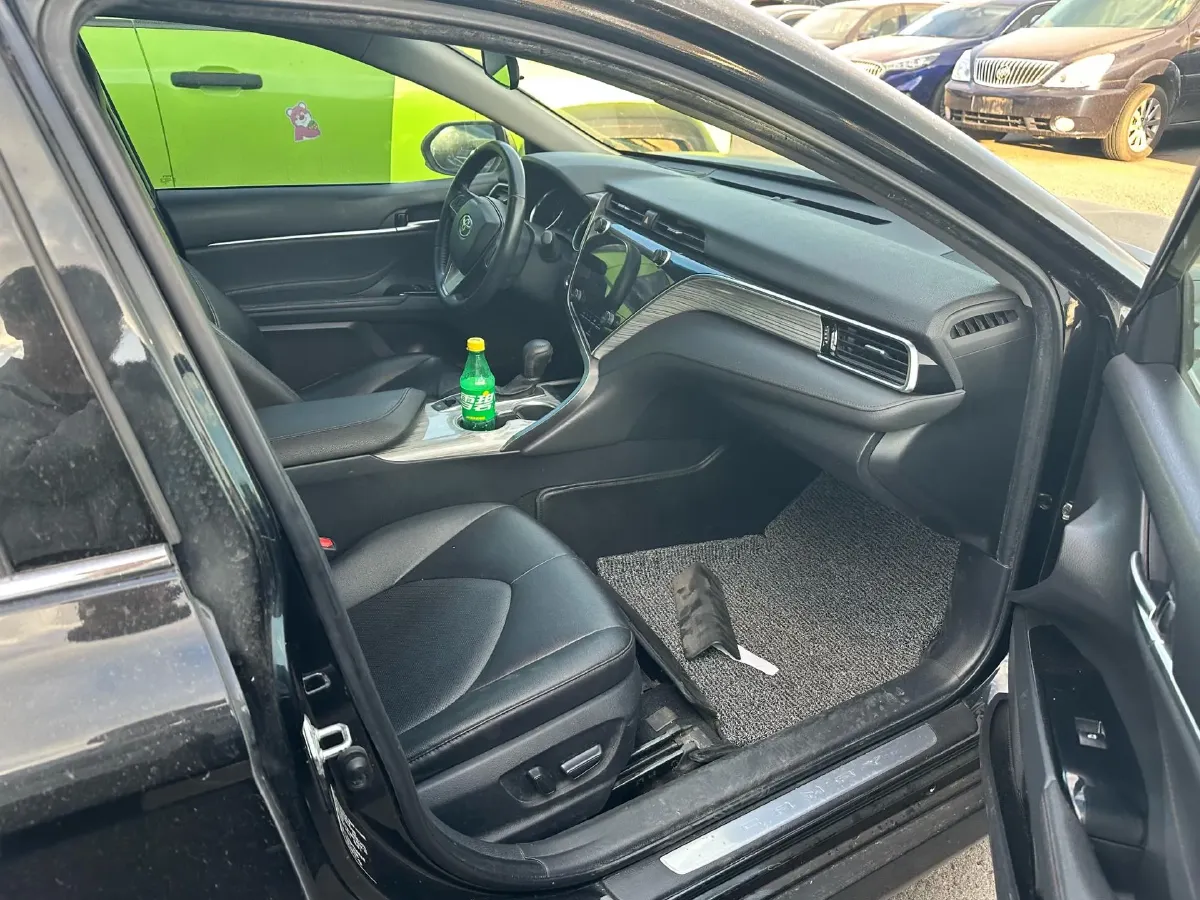 2019 Toyota Camry 2.5L 178HP L4 E-CVT Hybrid,autocango,china used car exporter,china ev exporter,chinese used car exporter,chinese used ev exporter