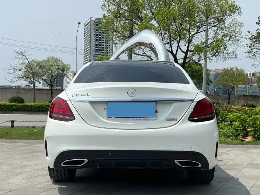 2021 Mercedes-Benz C Class 1.5T 184HP L4 9AT,autocango,china used car exporter,china ev exporter,chinese used car exporter,chinese used ev exporter