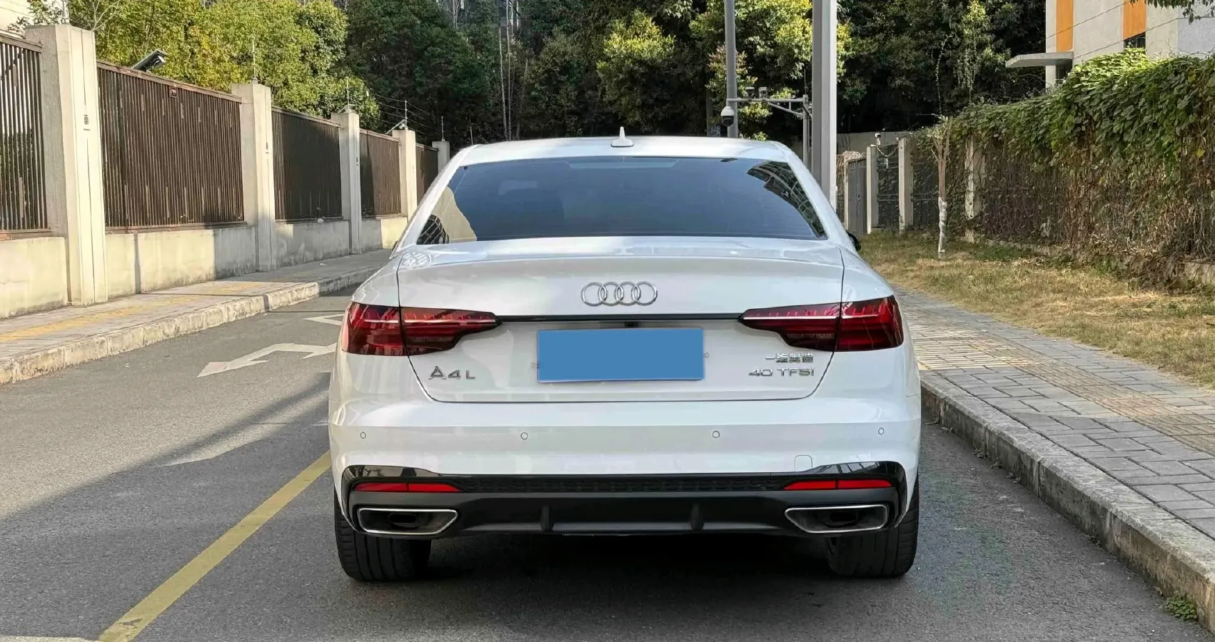 2023 Audi A4L 2.0T 190HP L4 7DCT,autocango,china used car exporter,china ev exporter,chinese used car exporter,chinese used ev exporter