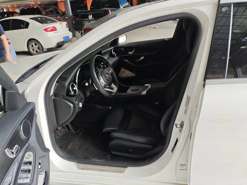 2020 Mercedes-Benz C Class 1.5T 156HP L4 9AT,autocango,china used car exporter,china ev exporter,chinese used car exporter,chinese used ev exporter