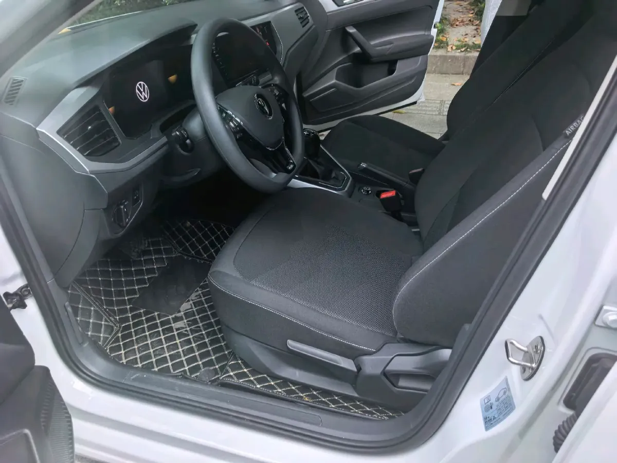 2023 Volkswagen Polo 1.5L 113HP L4 6AT,autocango,china used car exporter,china ev exporter,chinese used car exporter,chinese used ev exporter