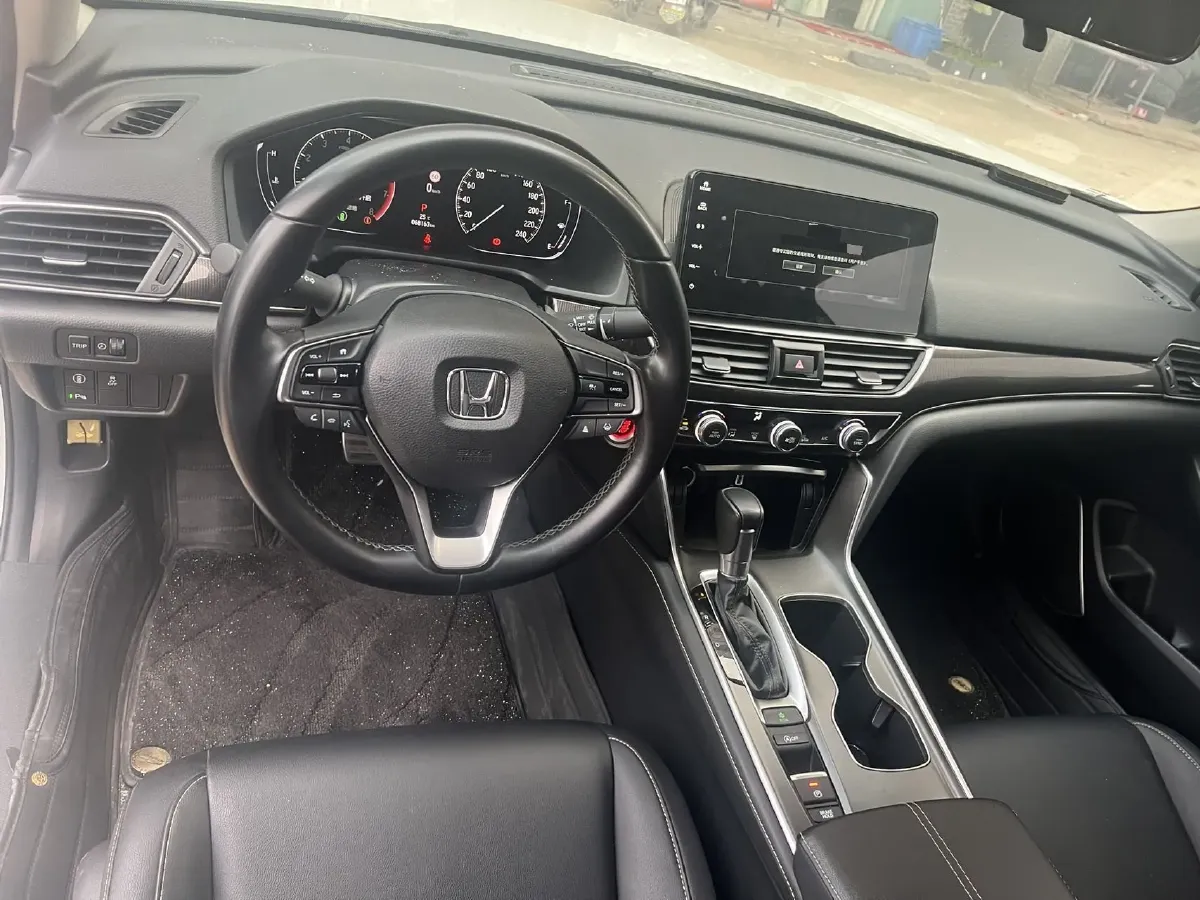 2022 Honda Accord 1.5T 194HP L4 CVT,autocango,china used car exporter,china ev exporter,chinese used car exporter,chinese used ev exporter