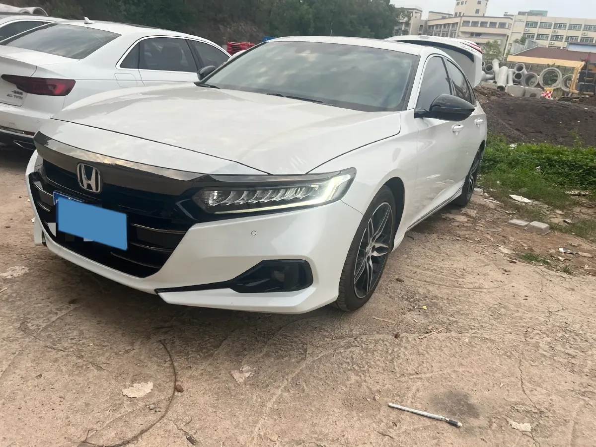 2022 Honda Accord 1.5T 194HP L4 CVT,autocango,china used car exporter,china ev exporter,chinese used car exporter,chinese used ev exporter