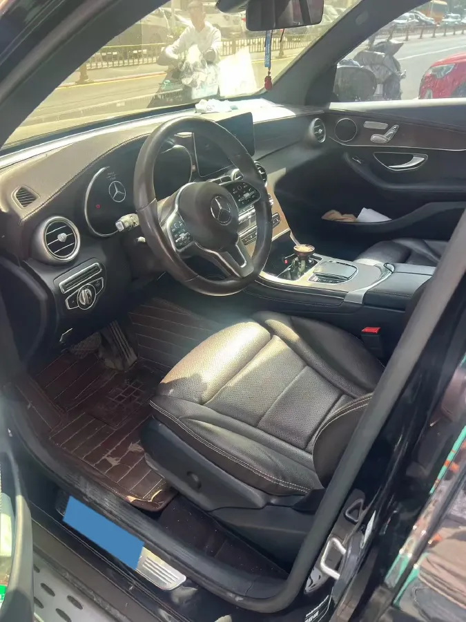 2022 Mercedes-Benz GLC Class 2.0T 197HP L4 9AT,autocango,china used car exporter,china ev exporter,chinese used car exporter,chinese used ev exporter