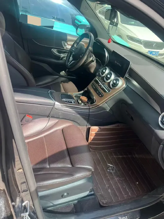 2022 Mercedes-Benz GLC Class 2.0T 197HP L4 9AT,autocango,china used car exporter,china ev exporter,chinese used car exporter,chinese used ev exporter