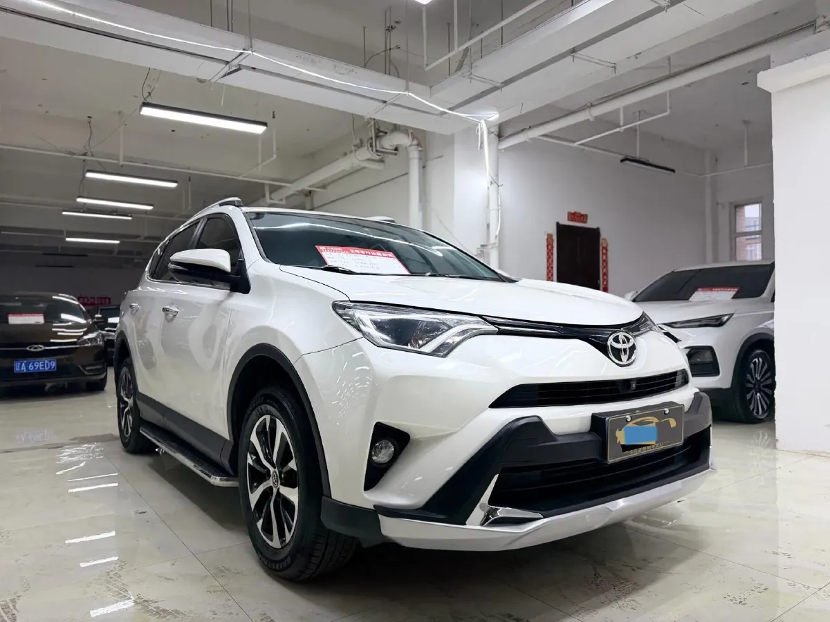 2016 Toyota RAV4 2.0L 151HP L4 CVT,autocango,china used car exporter,china ev exporter,chinese used car exporter,chinese used ev exporter