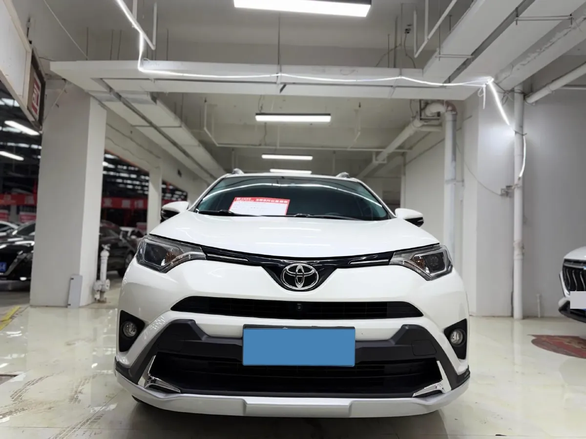 2016 Toyota RAV4 2.0L 151HP L4 CVT,autocango,china used car exporter,china ev exporter,chinese used car exporter,chinese used ev exporter