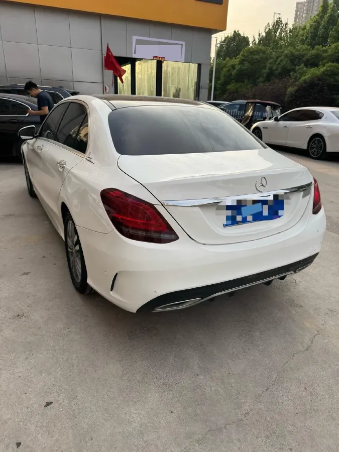 2021 Mercedes-Benz C Class 1.5T 156HP L4 9AT,autocango,china used car exporter,china ev exporter,chinese used car exporter,chinese used ev exporter