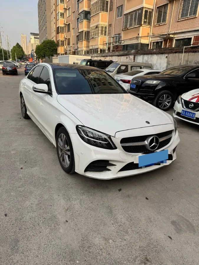 2021 Mercedes-Benz C Class 1.5T 156HP L4 9AT,autocango,china used car exporter,china ev exporter,chinese used car exporter,chinese used ev exporter