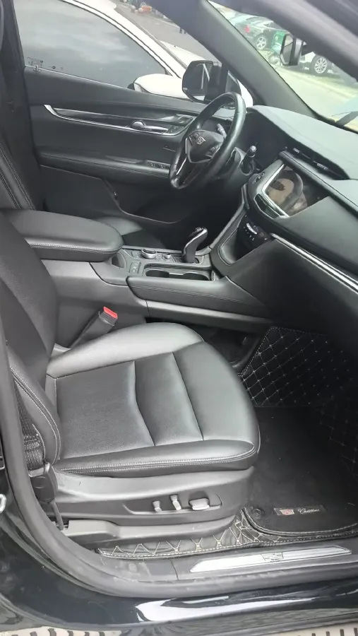 2021 Cadillac XT5 2.0T 237HP L4 9AT,autocango,china used car exporter,china ev exporter,chinese used car exporter,chinese used ev exporter