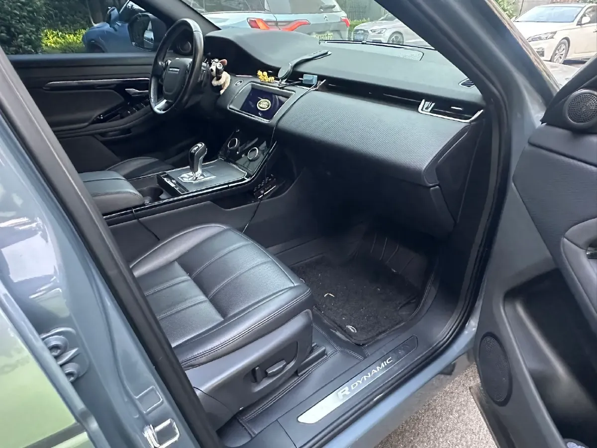 2020 Land Rover Range Rover Evoque 2.0T 249HP L4 9AT,autocango,china used car exporter,china ev exporter,chinese used car exporter,chinese used ev exporter