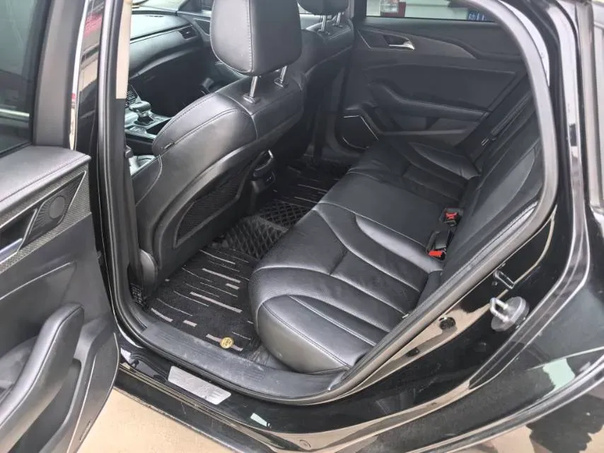 2020 HongQi H5 1.8T 197HP L4 6AT,autocango,china used car exporter,china ev exporter,chinese used car exporter,chinese used ev exporter