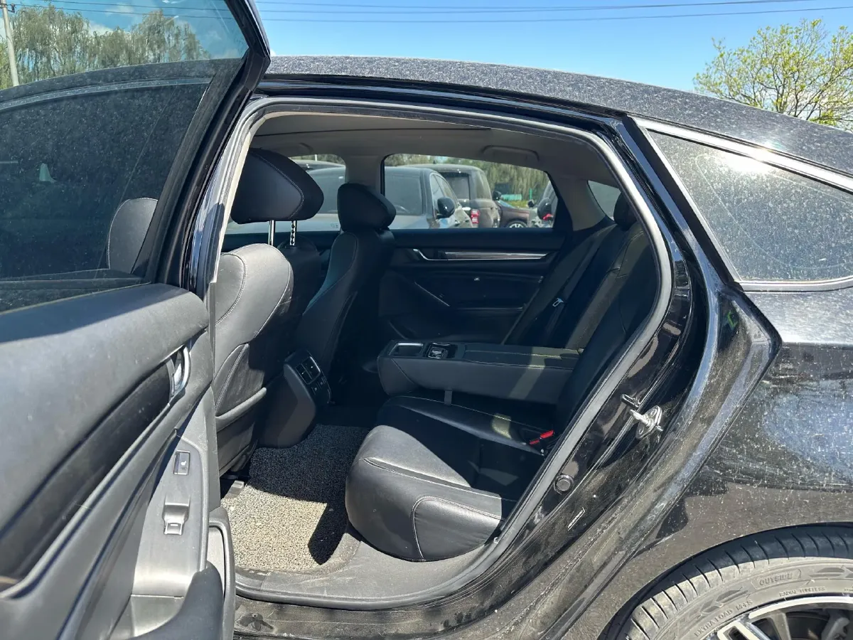 2022 Honda Accord 2.0L 146HP L4 E-CVT Hybrid,autocango,china used car exporter,china ev exporter,chinese used car exporter,chinese used ev exporter