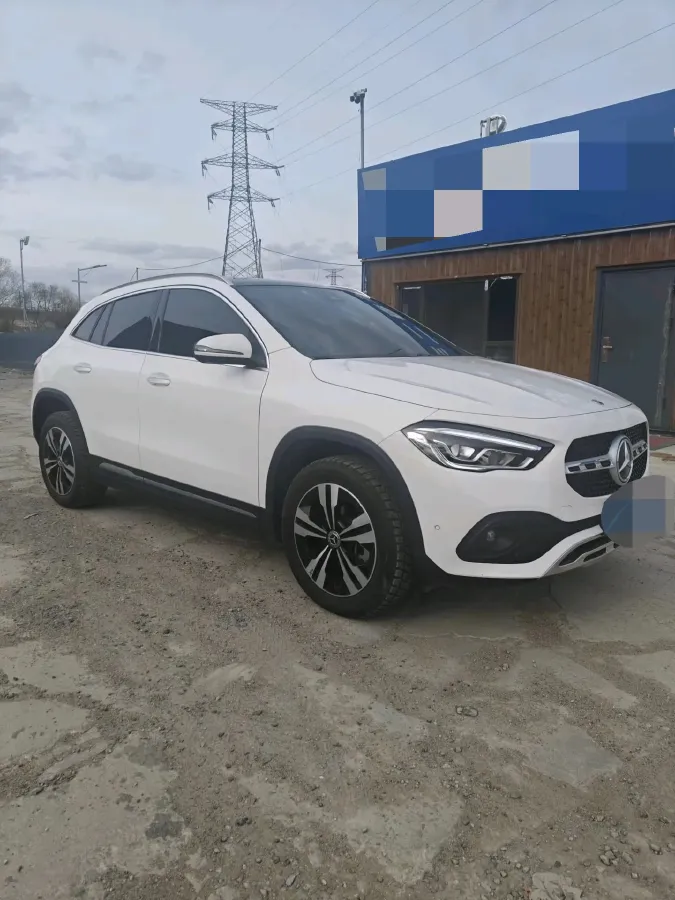 2023 Mercedes-Benz GLA Class 2.0T 190HP L4 8DCT,autocango,china used car exporter,china ev exporter,chinese used car exporter,chinese used ev exporter