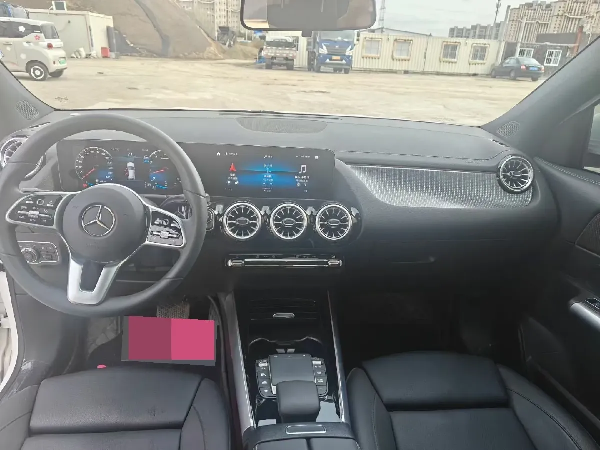 2023 Mercedes-Benz GLA Class 2.0T 190HP L4 8DCT,autocango,china used car exporter,china ev exporter,chinese used car exporter,chinese used ev exporter