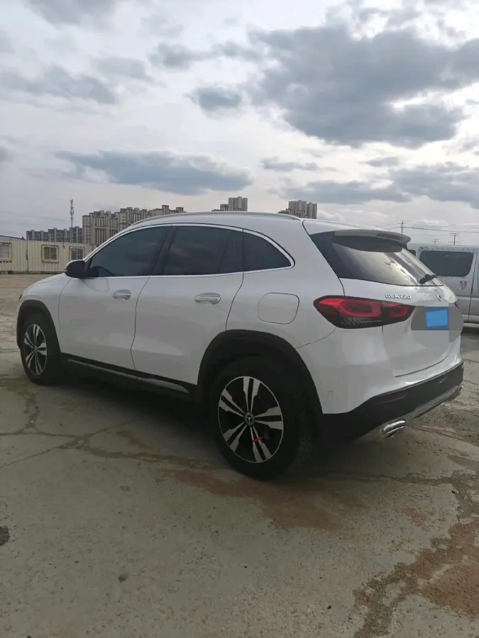 2023 Mercedes-Benz GLA Class 2.0T 190HP L4 8DCT,autocango,china used car exporter,china ev exporter,chinese used car exporter,chinese used ev exporter